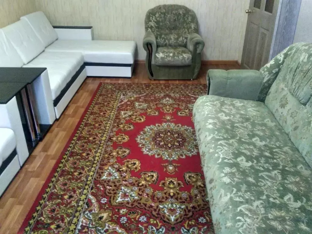 2-к кв. Курская область, Курск просп. Победы, 44 (60.0 м) - Фото 1