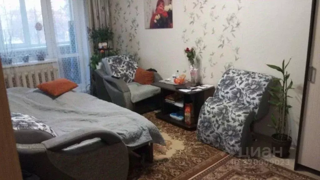 2-к кв. Приморский край, Артем ул. Фрунзе, 58 (52.5 м) - Фото 0