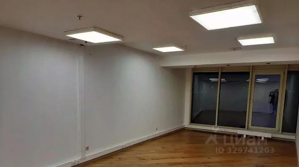 Офис в Санкт-Петербург Петроградская наб., 22 (232 м) - Фото 2