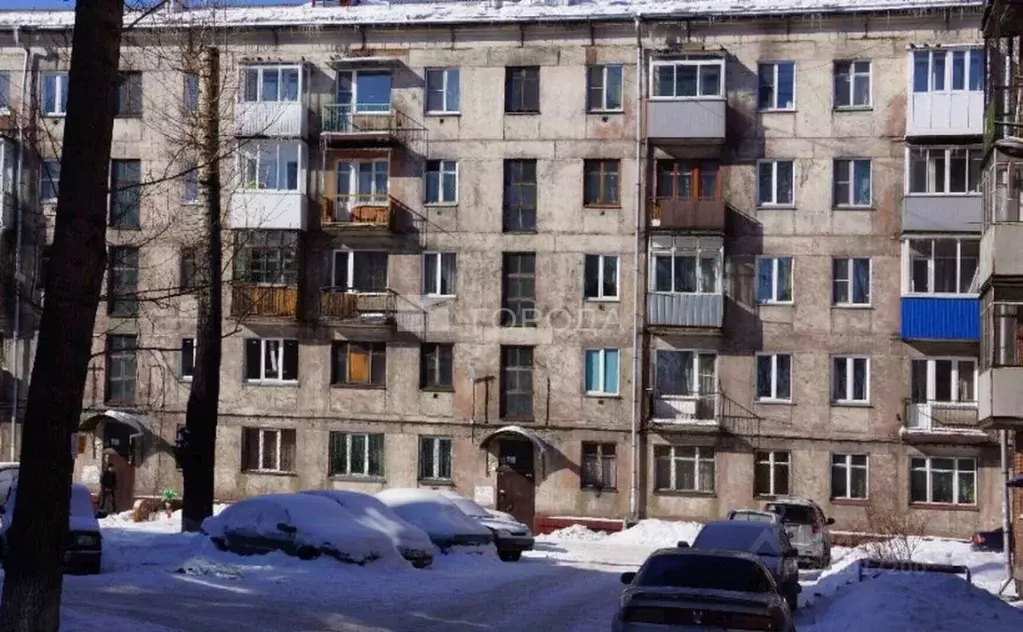 Торговая площадь в Кемеровская область, Новокузнецк ул. Мичурина, 35 ... - Фото 1