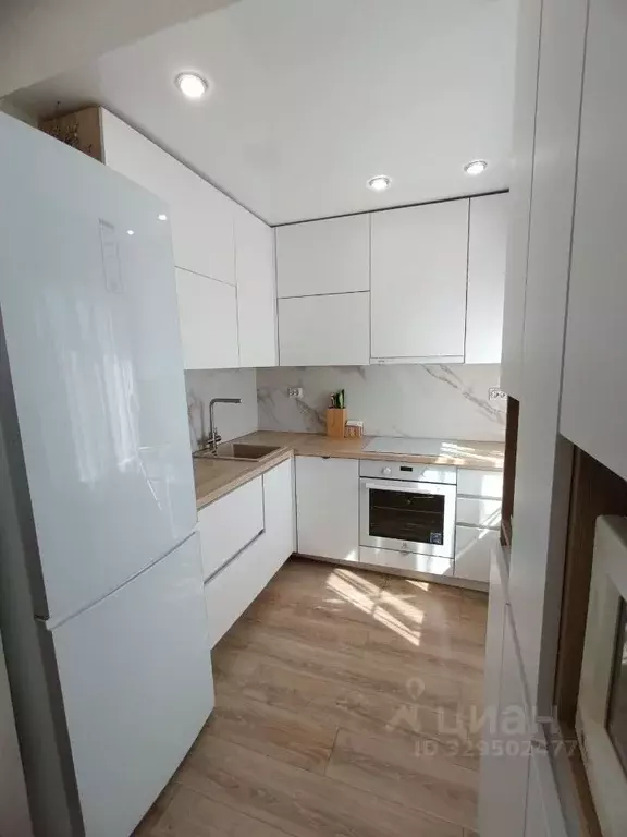 3-к кв. Иркутская область, Иркутск ул. Розы Люксембург, 325 (56.4 м) - Фото 2