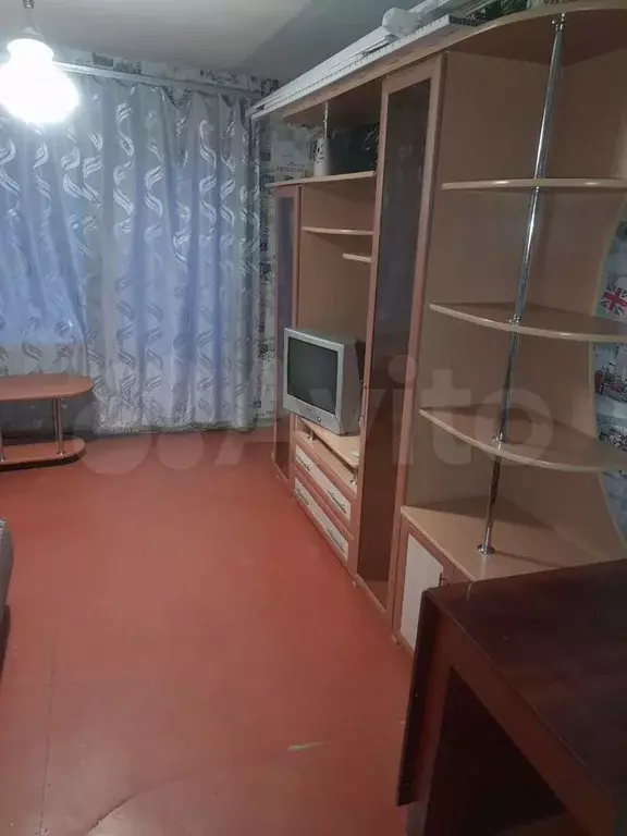 Комната 16 м в 6-к., 2/5 эт. - Фото 0