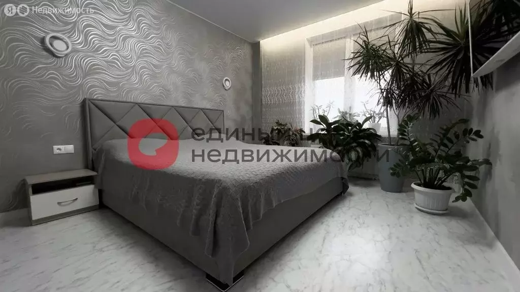 3-комнатная квартира: Тюмень, улица Константина Посьета, 16 (70 м) - Фото 1