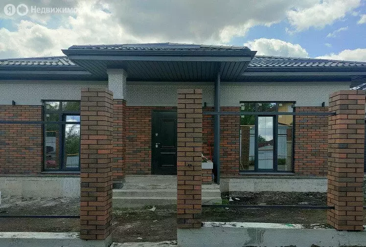Дом в Ростов-на-Дону, Сосновая улица (125 м) - Фото 1