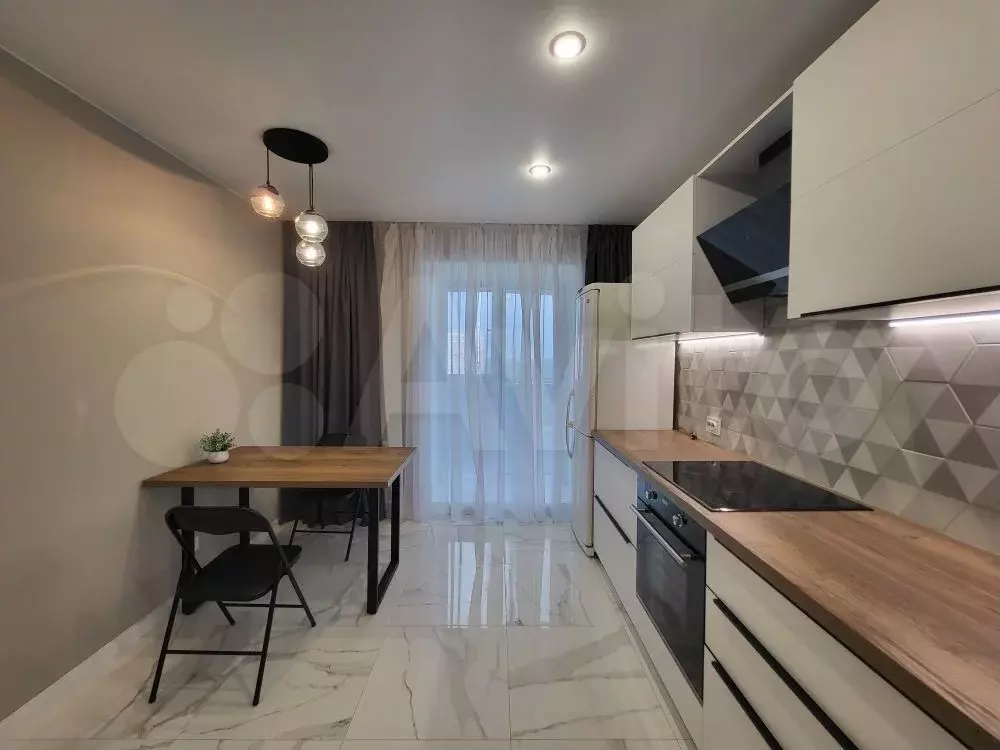 1-к. квартира, 45 м, 8/8 эт. - Фото 1