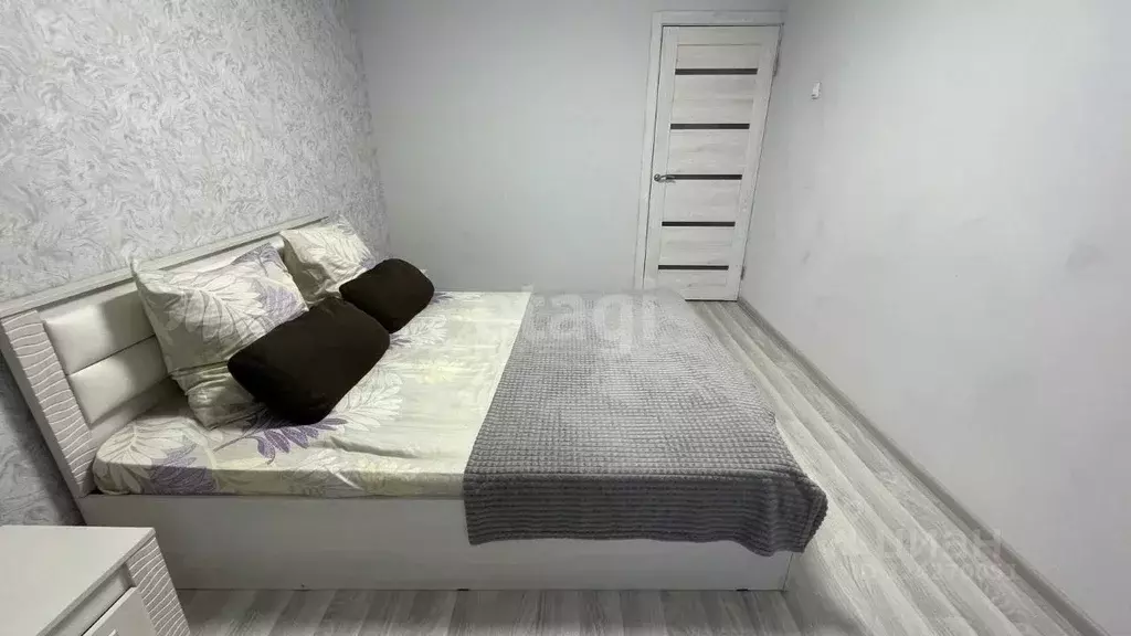 3-к кв. Башкортостан, Стерлитамак ул. Курчатова, 7 (63.0 м) - Фото 0