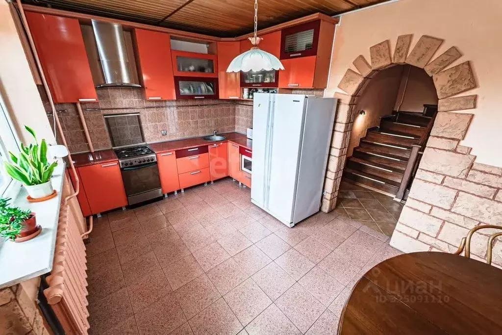 Дом в Калининградская область, Советск ул. Чапаева, 3В (200 м) - Фото 1