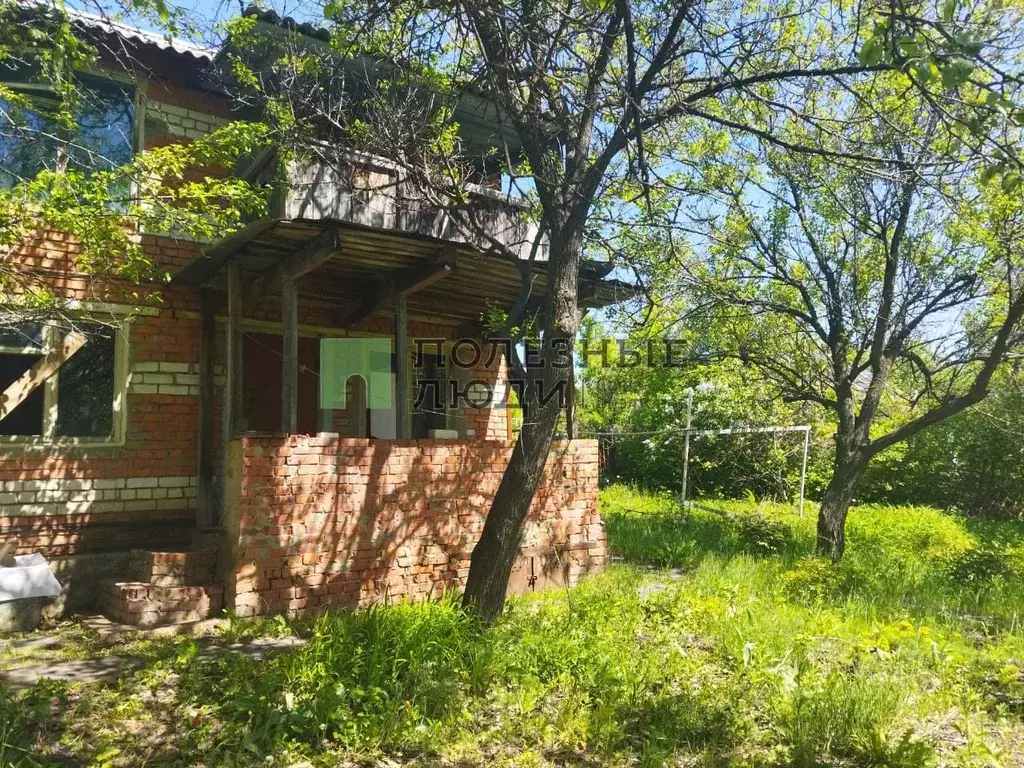 Дом в Саратовская область, Саратов ул. Большая Сеченская (60 м) - Фото 0