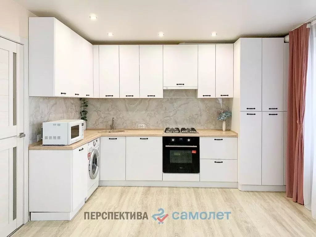 6-к кв. чувашия, чебоксары ул. Байдула, 10 (199.8 м) - Фото 1