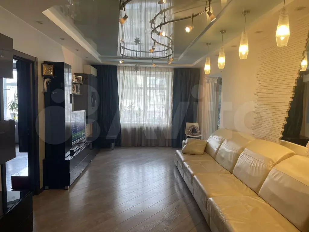 4-к. квартира, 118 м, 4/10 эт. - Фото 0