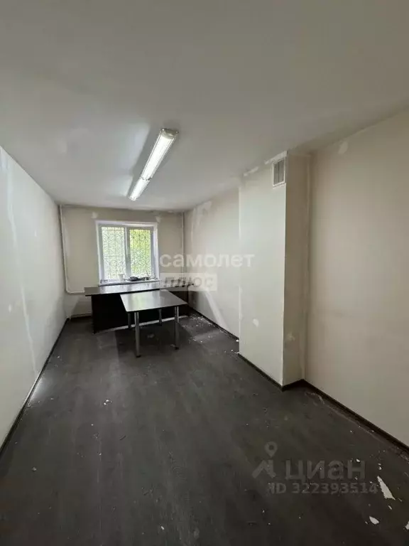 2-к кв. Челябинская область, Челябинск ул. Сулимова, 75А (73.0 м) - Фото 1