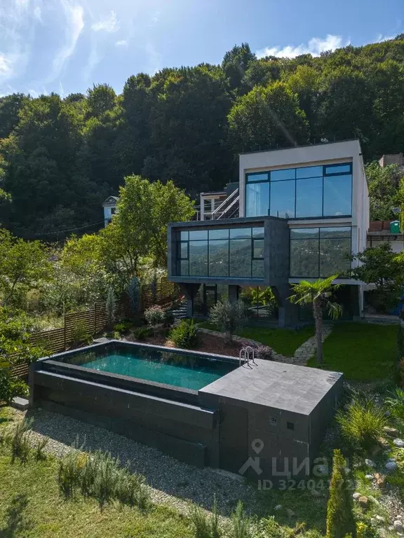 Коттедж в Краснодарский край, Сочи городской округ, с. Каштаны ул. ... - Фото 1