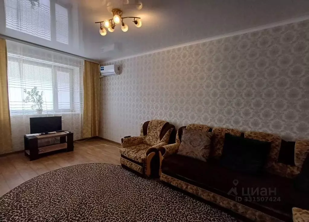 1-к кв. Краснодарский край, Динская ст-ца ул. Спортивная, 6 (37.0 м) - Фото 1