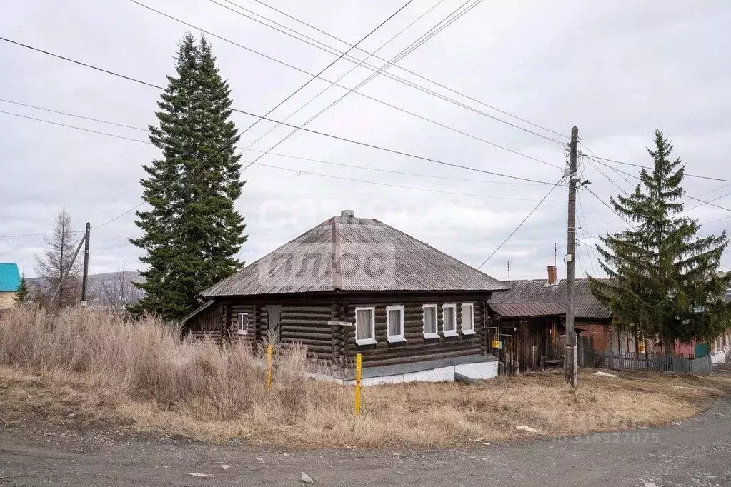 Дом в Челябинская область, Верхний Уфалей ул. Суркова, 3 (37 м) - Фото 0