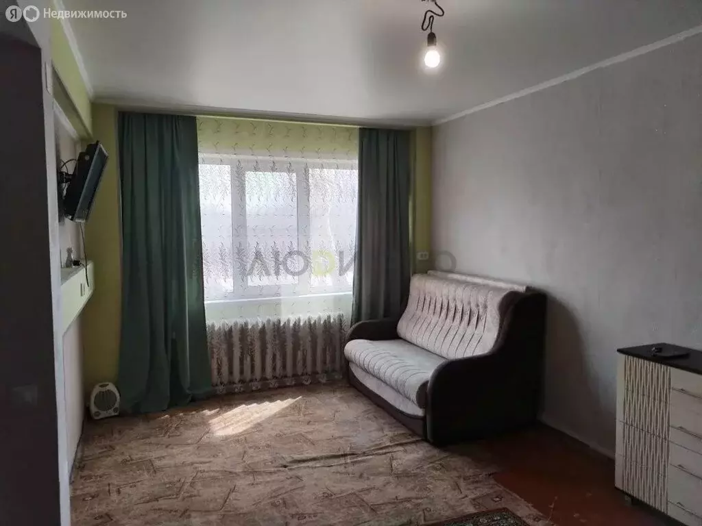 1-комнатная квартира: Новоалтайск, посёлок Новогорский, улица ... - Фото 2