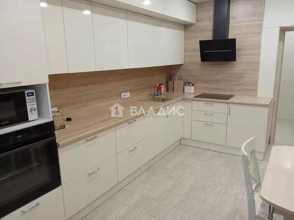 3-к кв. Владимирская область, Владимир ул. Горького, 133А (86.0 м) - Фото 1