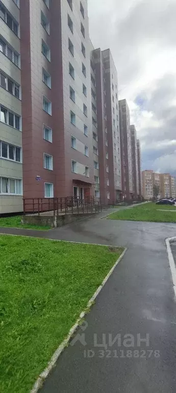 2-к кв. Вологодская область, Череповец просп. Шекснинский, 14 (62.4 м) - Фото 0