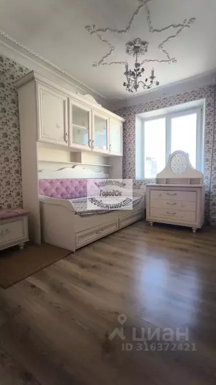 3-к кв. Крым, Саки ул. Набережная, 13 (65.6 м) - Фото 0