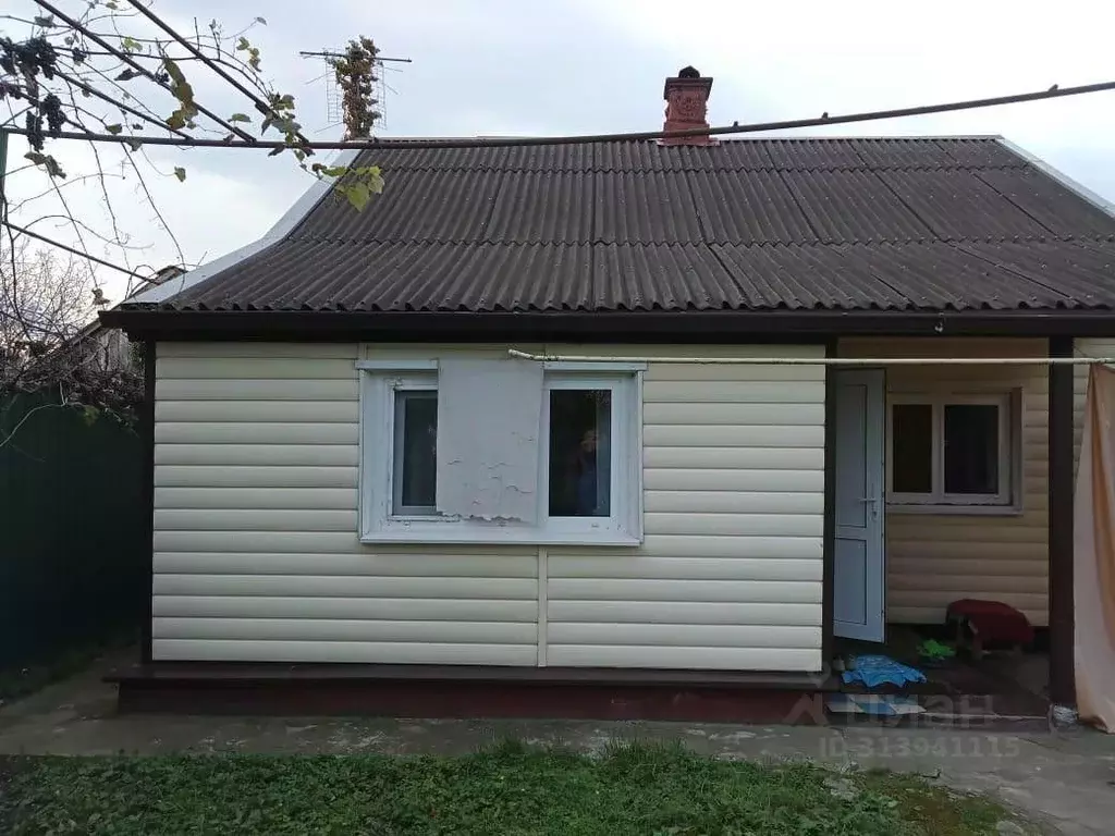 Дом в Краснодарский край, Абинский район, Ахтырское городское ... - Фото 0