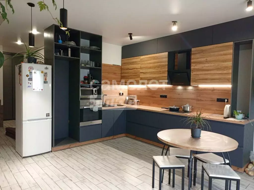 Дом в Челябинская область, Красноармейский муниципальный округ, д. ... - Фото 1