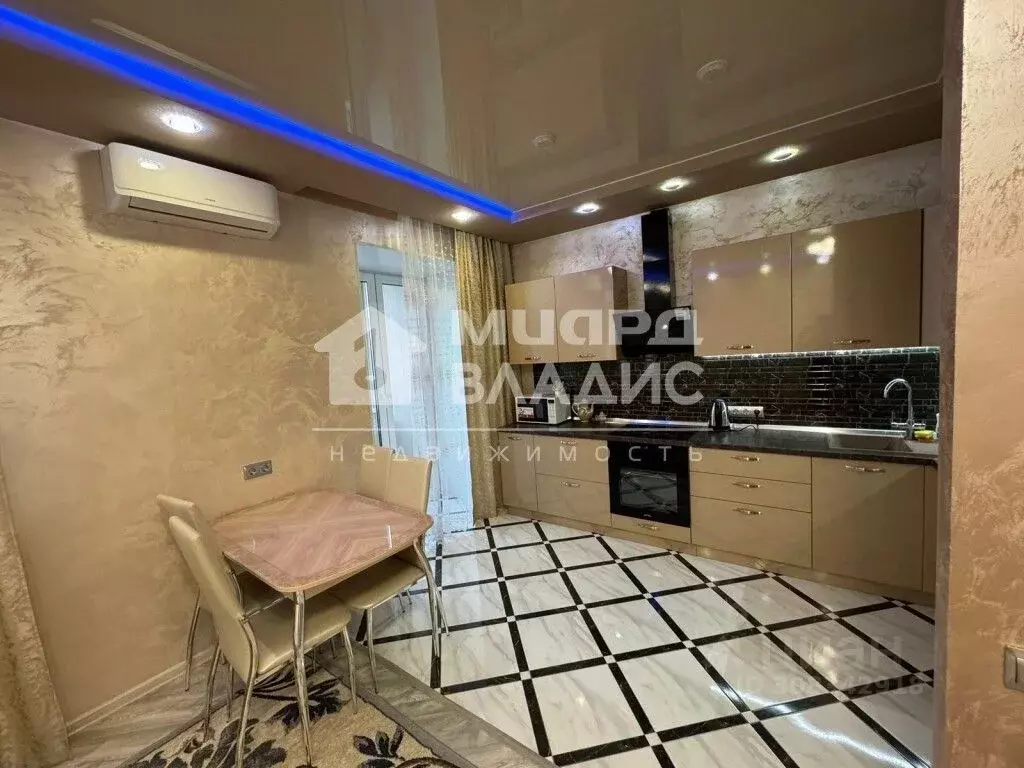 2-к кв. Омская область, Омск ул. Красный Путь, 103к3 (54.0 м) - Фото 1