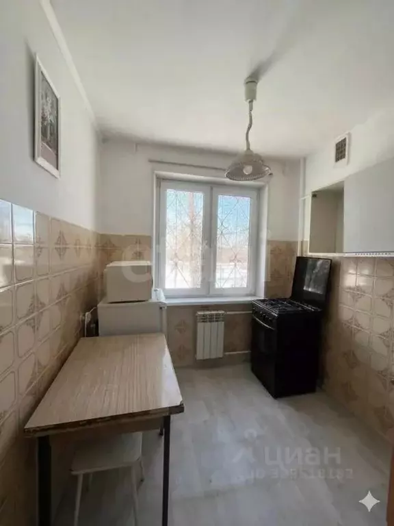 1-к кв. Оренбургская область, Орск Братская ул., 44 (30.2 м) - Фото 2