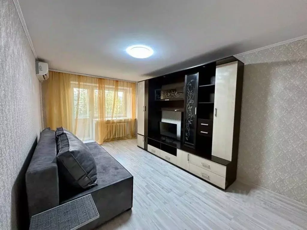 2-к кв. Тюменская область, Тюмень Тульская ул., 5 (45.0 м) - Фото 1