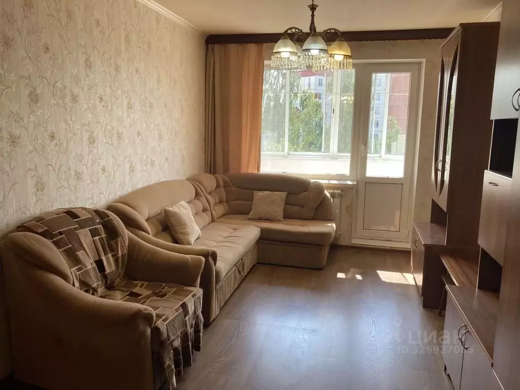 2-к кв. Ленинградская область, Гатчина просп. 25 Октября, 56 (52.9 м) - Фото 1