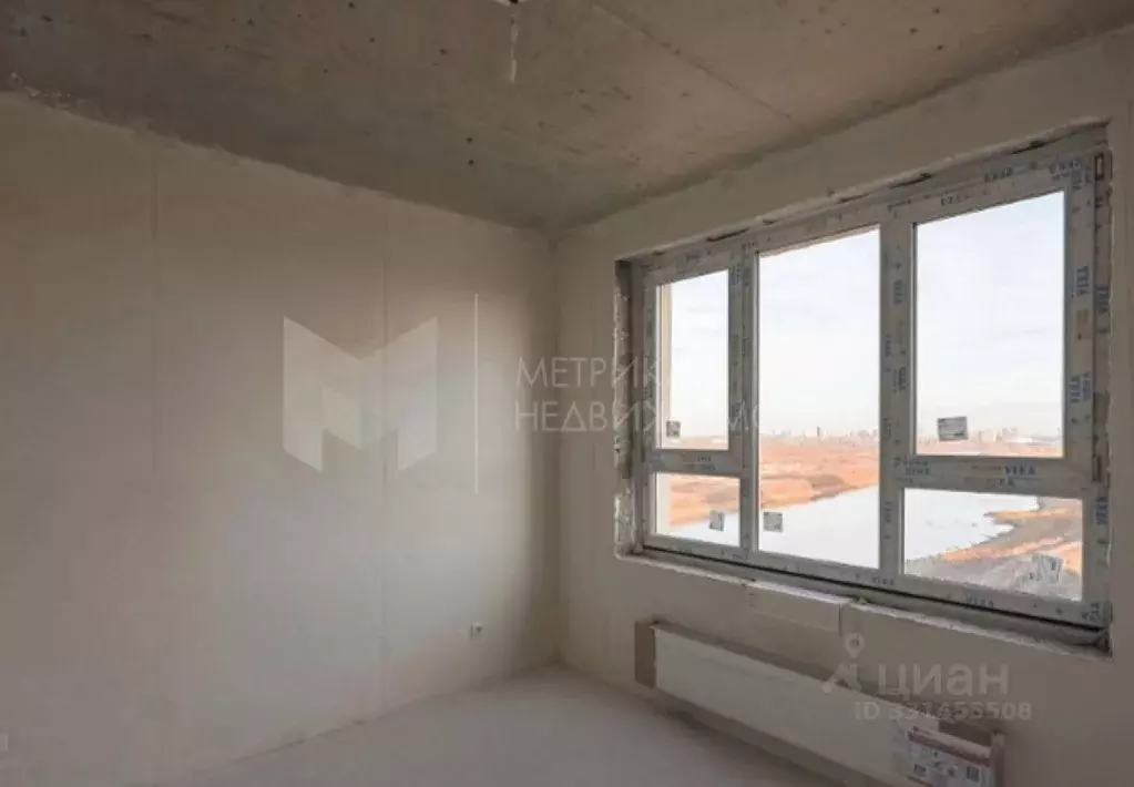 1-к кв. Тюменская область, Тюмень ул. Сергея Свиридова, 11к2 (68.21 м) - Фото 1