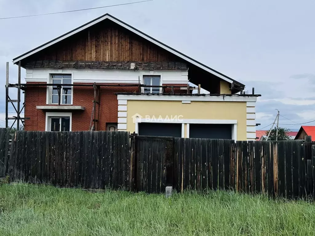 Дом в Бурятия, Улан-Удэ ул. Беловежская, 22 (220 м) - Фото 1