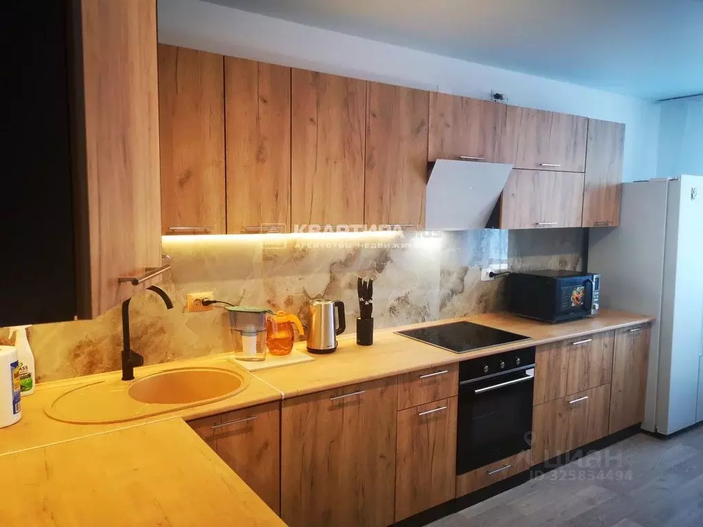 2-к кв. Свердловская область, Невьянск Заводская ул., 4А (55.6 м) - Фото 1