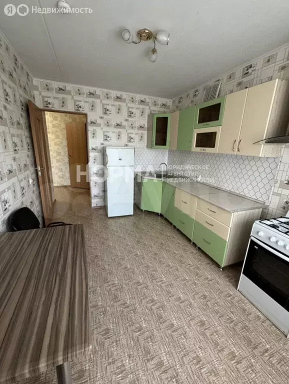 1-комнатная квартира: Октябрьский, улица Чкалова, 18 (39.2 м) - Фото 1