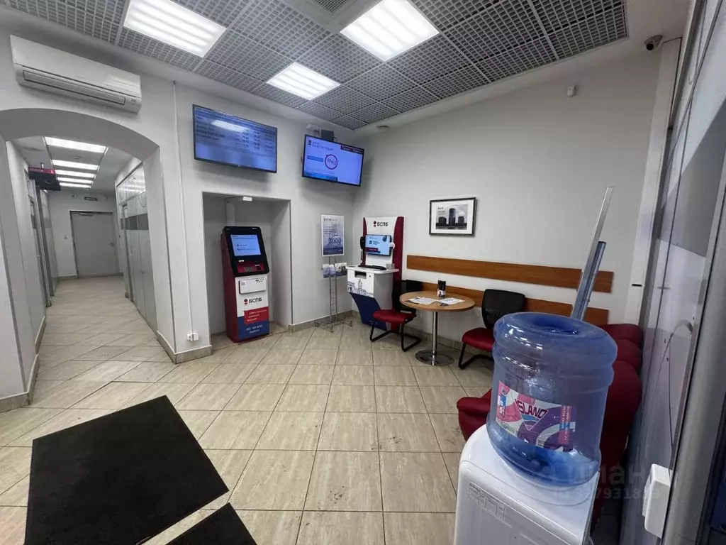 Помещение свободного назначения в Санкт-Петербург Каменноостровский ... - Фото 1