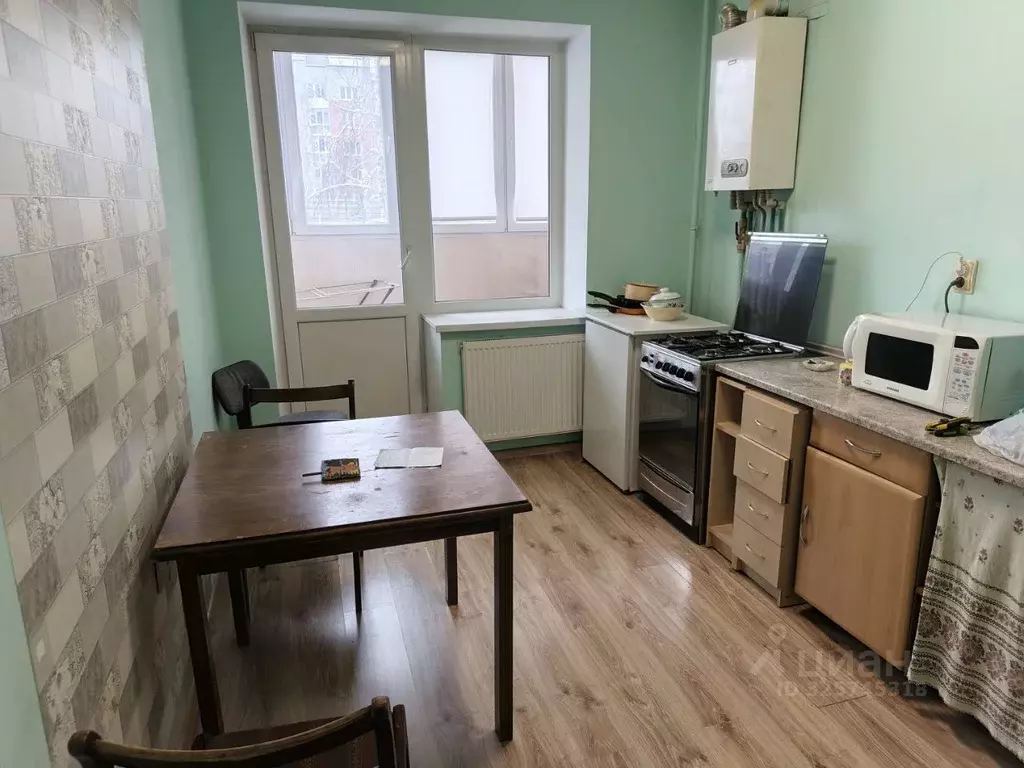 1-к кв. Калининградская область, Калининград Юбилейная ул., 8 (36.0 м) - Фото 2