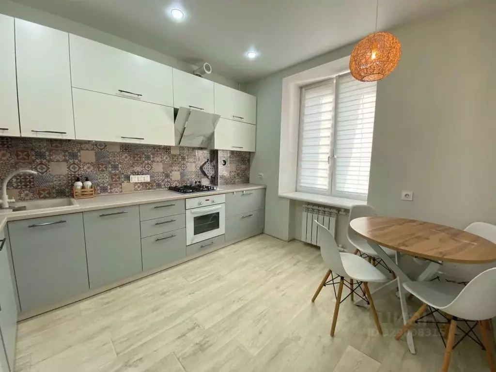 2-к кв. Самарская область, Чапаевск ул. Ленина, 38 (64.3 м) - Фото 1