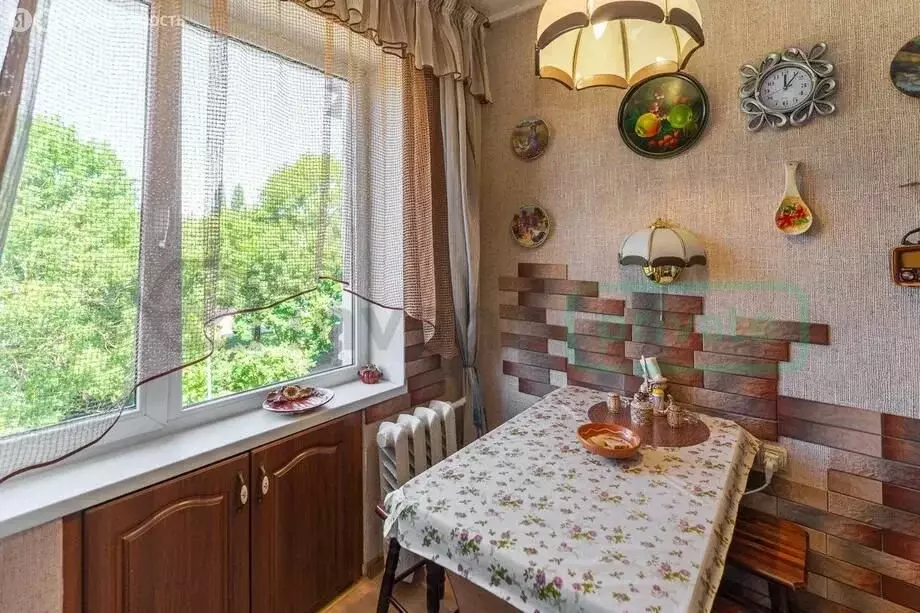 3-комнатная квартира: Калининград, улица Лейтенанта Яналова, 3 (61.5 ... - Фото 1