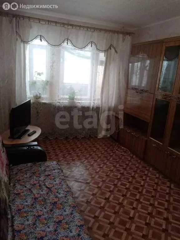 1-комнатная квартира: посёлок Октябрьский, 9 (31 м) - Фото 2