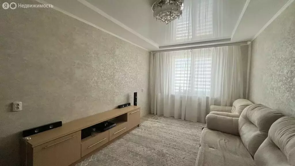 4-комнатная квартира: Симферополь, Балаклавская улица, 63 (89 м) - Фото 2