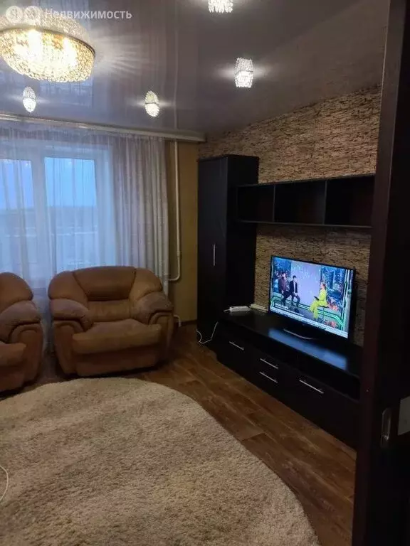3-комнатная квартира: Усть-Илимск, проспект Мира, 13 (66.3 м) - Фото 0