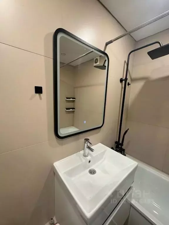 1-к кв. Татарстан, Казань ул. Мустая Карима, 3 (39.0 м) - Фото 1