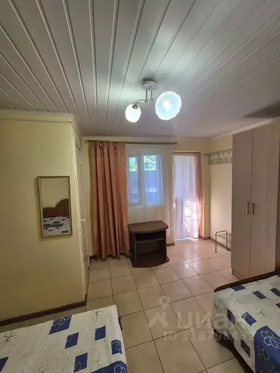 Комната Краснодарский край, Приморско-Ахтарск Октябрьская ул., 16 - Фото 1