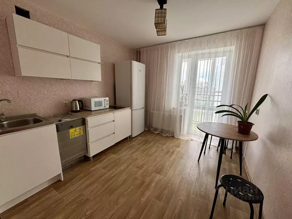 2-к кв. Башкортостан, Уфа ул. Булата Имашева, 8 (55.0 м) - Фото 0