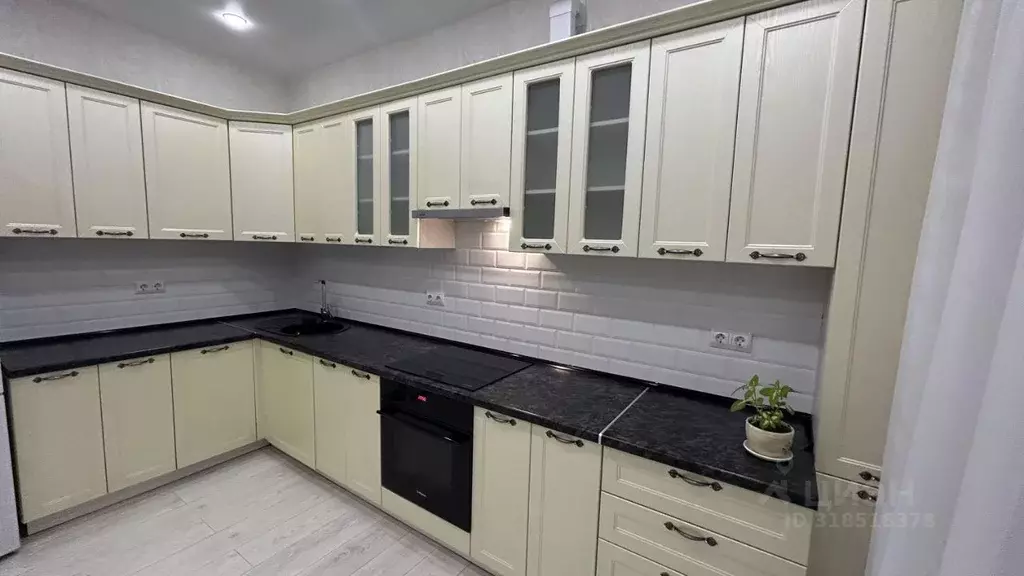 2-к кв. Омская область, Омск ул. Красный Путь, 101к3 (55.0 м) - Фото 0