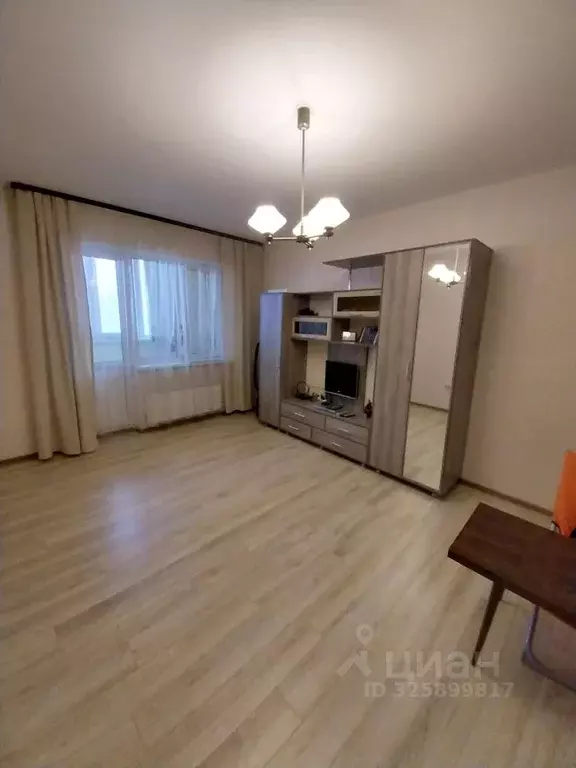 1-к кв. Волгоградская область, Волжский просп. Имени Ленина, 182 (40.7 ... - Фото 1