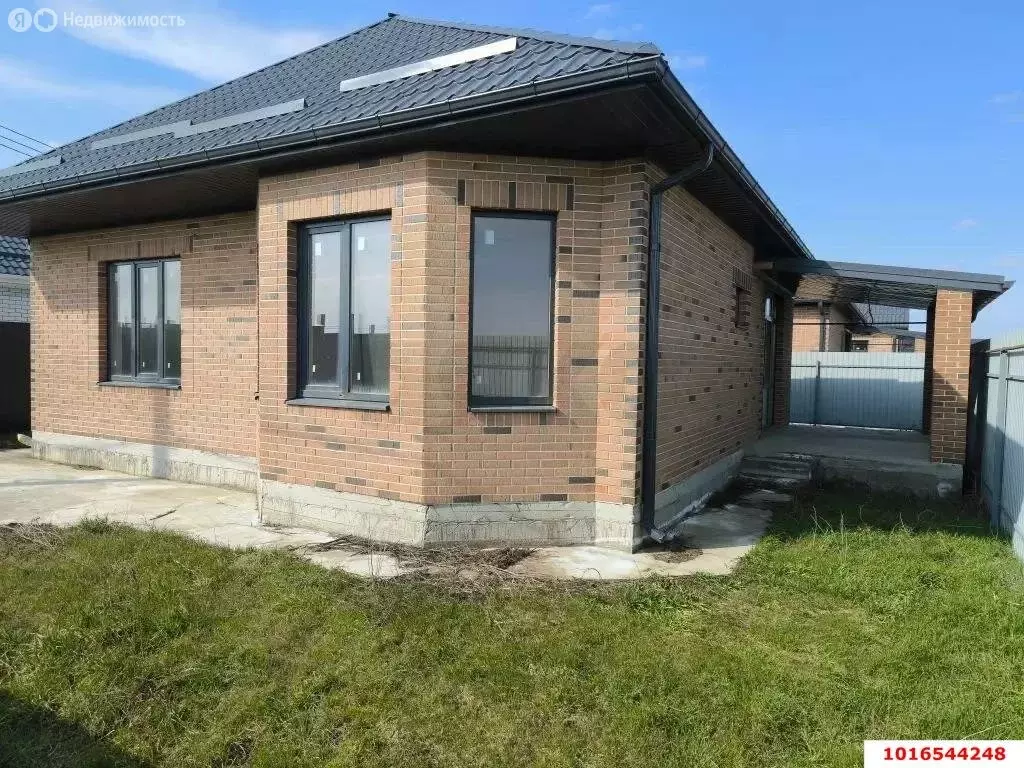 Дом в посёлок Российский, улица имени В.М. Комарова, 93 (134 м) - Фото 2