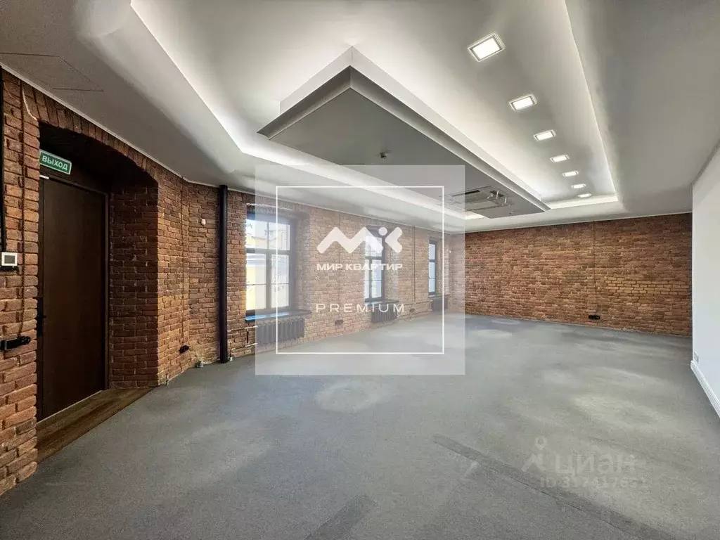 Офис в Санкт-Петербург Невский просп., 142 (670 м) - Фото 1