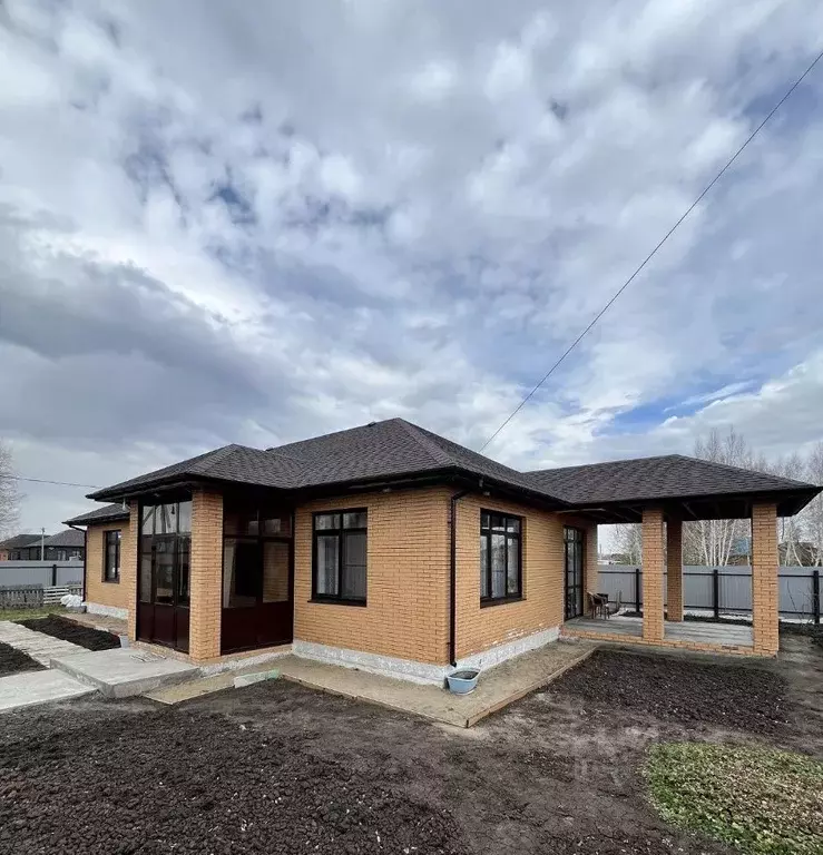Дом в Омская область, Омск ул. Дергачева, 79 (145 м) - Фото 0