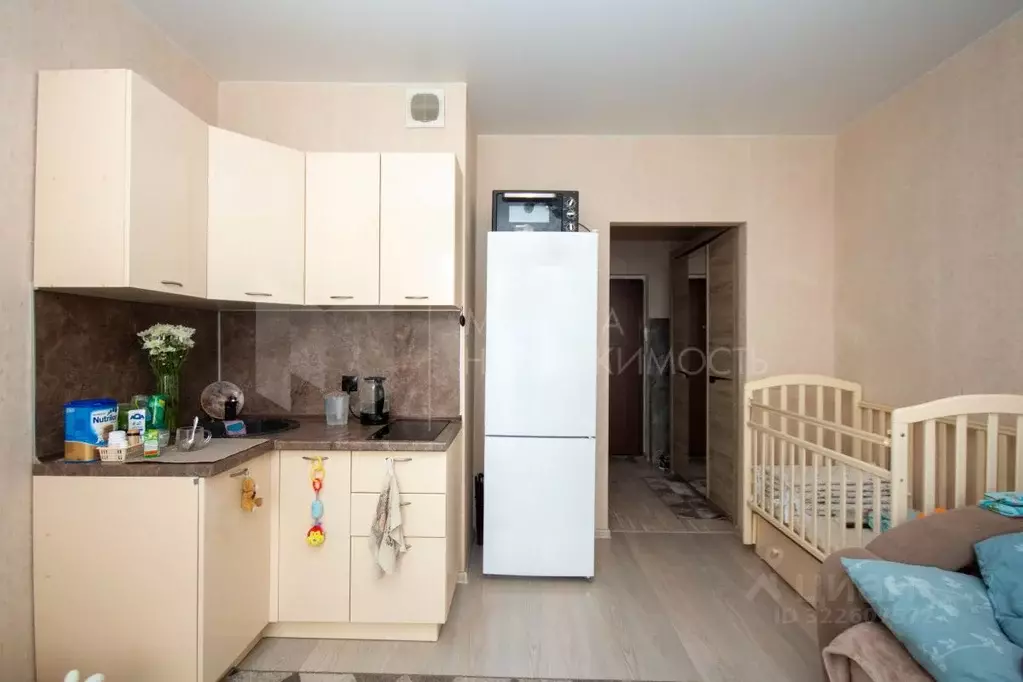 Студия Тюменская область, Тюмень ул. Верхнетарманская, 3 (21.0 м) - Фото 1