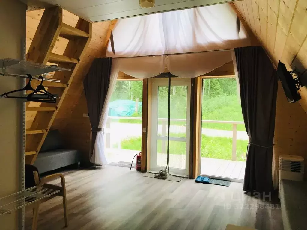 Дом в Карелия, Сортавальский муниципальный округ, пос. Кирьявалахти  ... - Фото 2