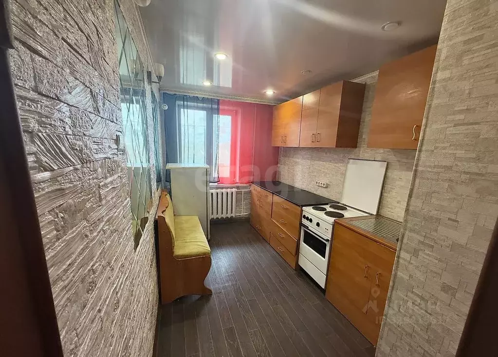 2-к кв. Амурская область, Белогорск ш. Никольское, 166 (49.7 м) - Фото 1